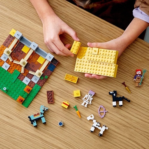 LEGO: Конюшня Minecraft Алматы, Астана, Шымкент, Караганда купить в магазине игрушек LEMUR.KZ